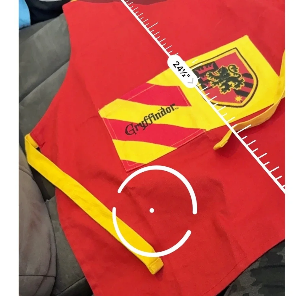 Williams Sonoma Harry Potter Gryffindor Kids Apron Red Gold Cotton‎ 20x24.5